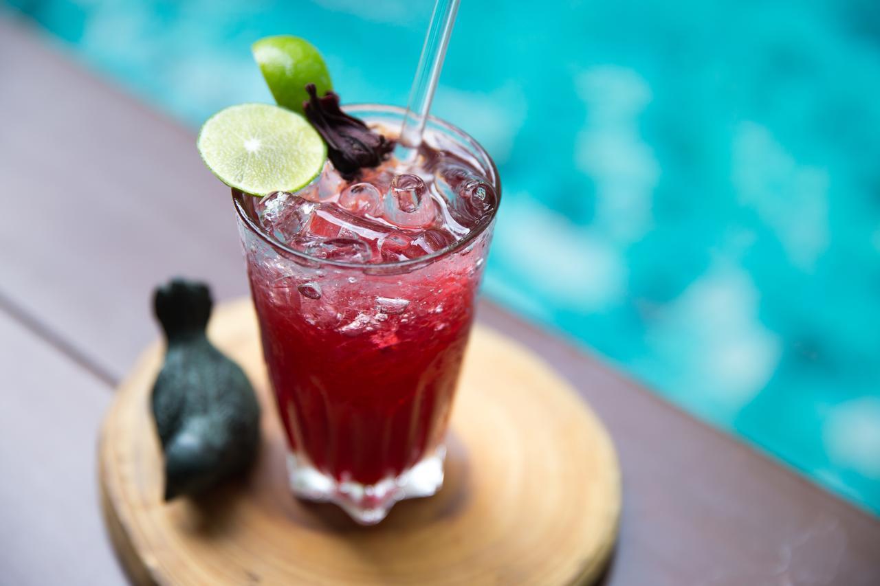 The Raweekanlaya Bangkok Extérieur photo A caipirinha de cachaça de jambu