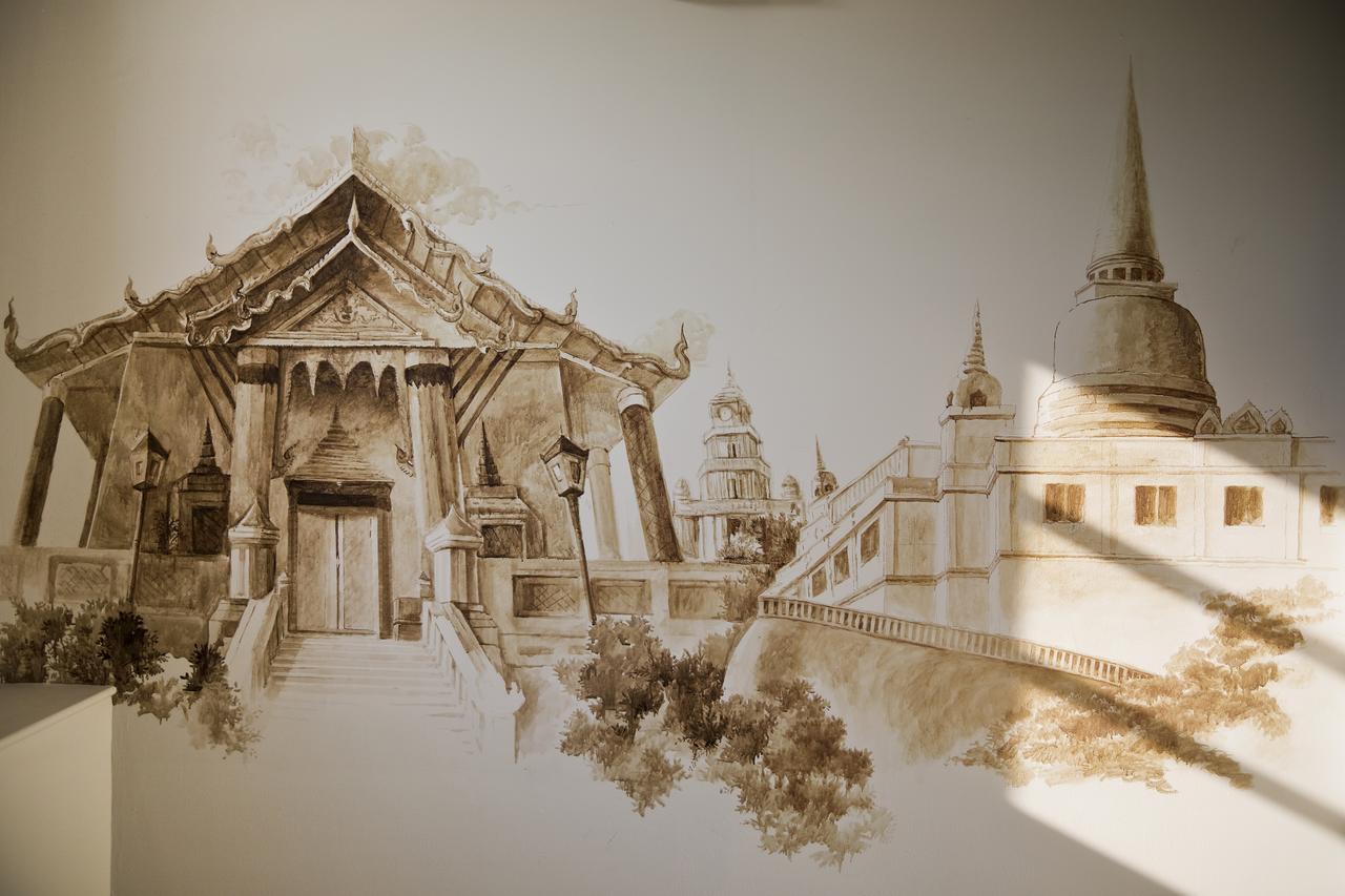 The Raweekanlaya Bangkok Extérieur photo Wat Ratchaburana